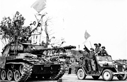 Nhân kỷ niệm 40 năm Ngày giải phóng Thừa Thiên - Huế 26/3/1975 - 26/3/2015: Huế đập tan chiến lược  “Phòng ngự co cụm” 